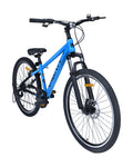 Blaues Mountainbike von vorne rechts